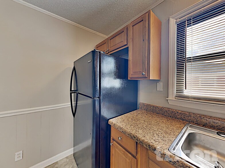 Building Photo - 1133 Penrose Ln