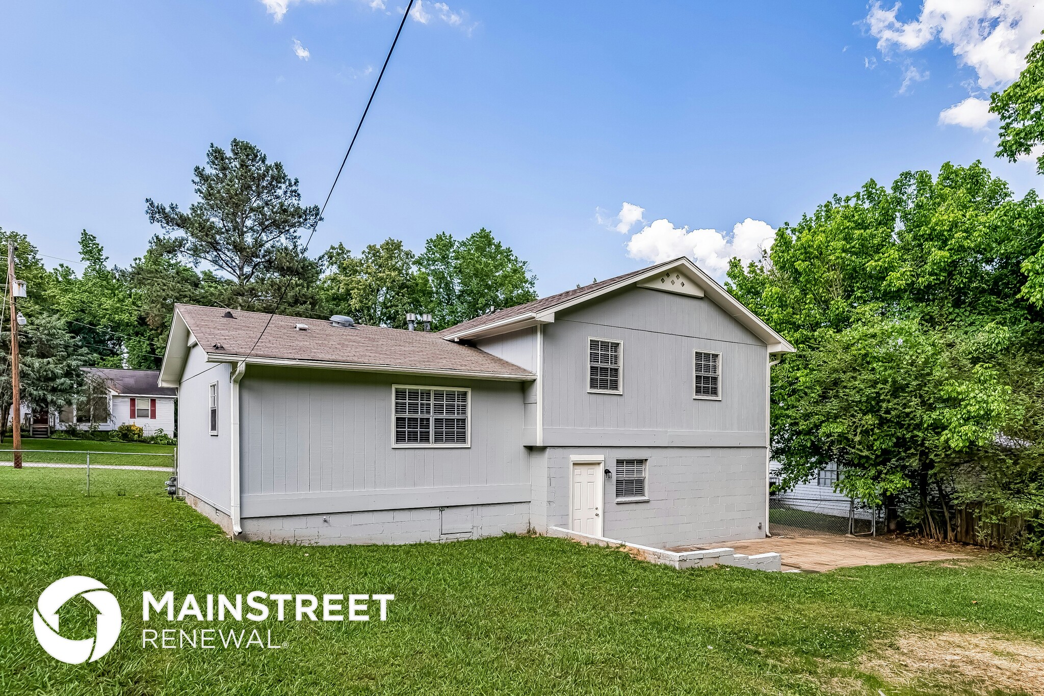 Building Photo - 305 St John Rd NW