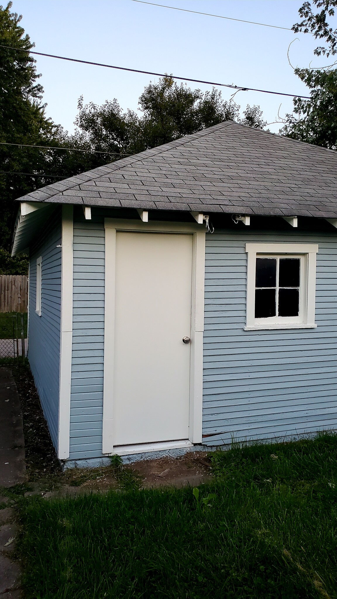 Building Photo - 1825 S East St