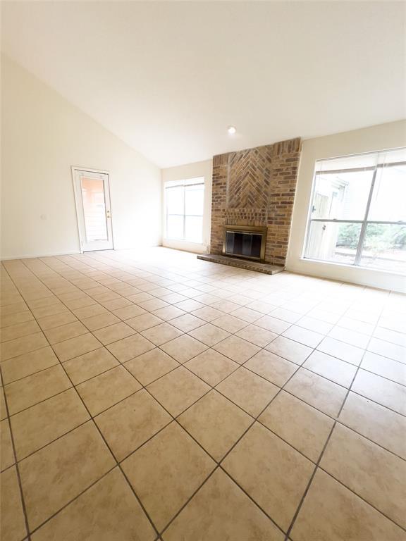 Building Photo - 2827 Waypark Dr