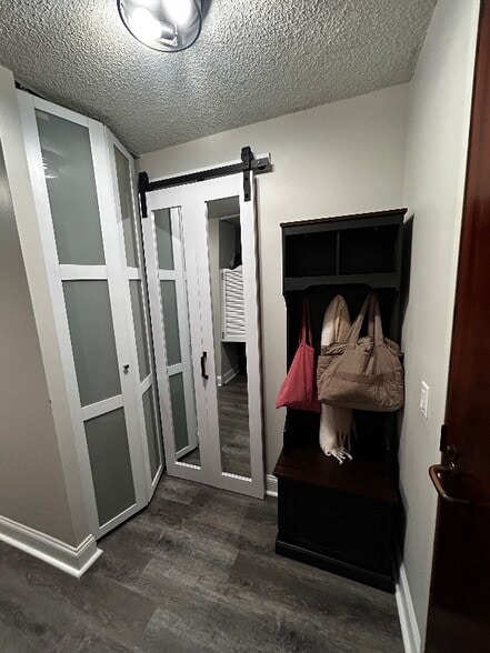 Building Photo - 440 N McClurg Ct