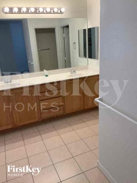 Building Photo - 29365 N 67th Dr