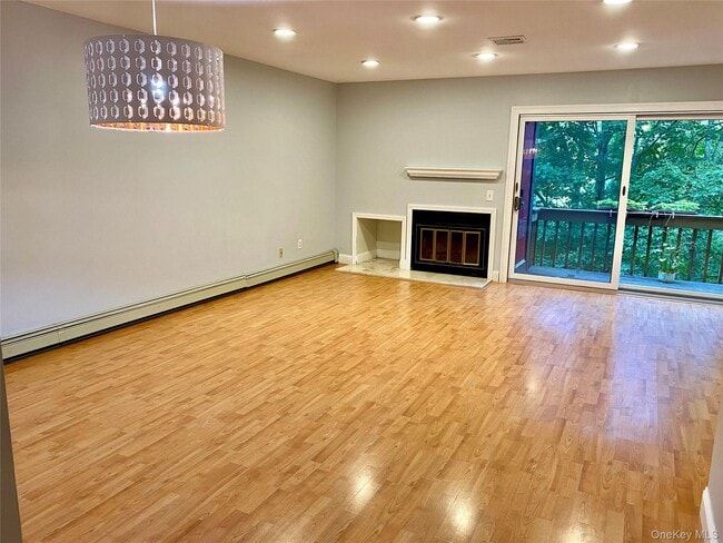 Building Photo - 82 Pheasant Run