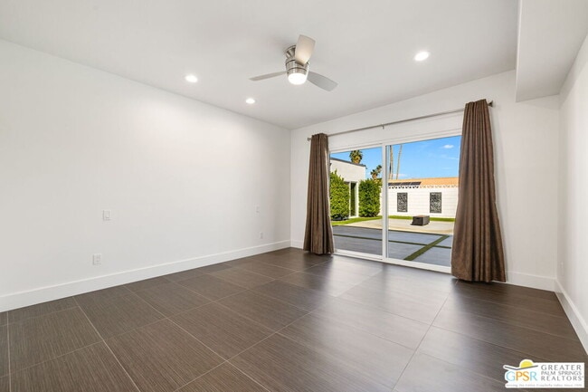 Building Photo - 73552 Feather Trail