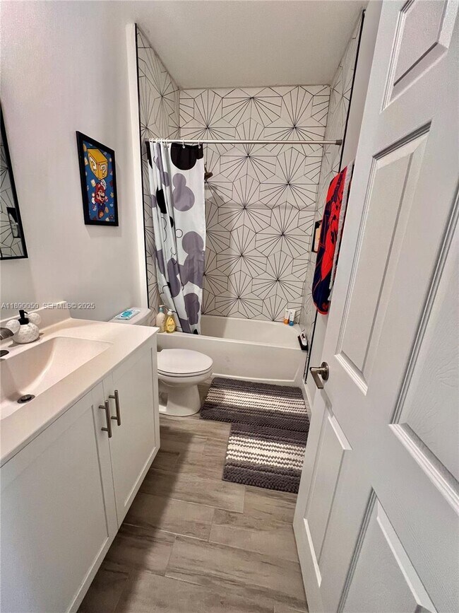 Building Photo - 4654 Santa Cruz Way