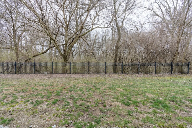 Building Photo - 7630 Solana Dr