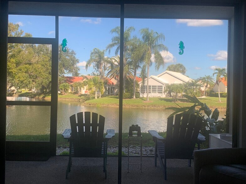 Building Photo - 1100 Capri Isles Blvd