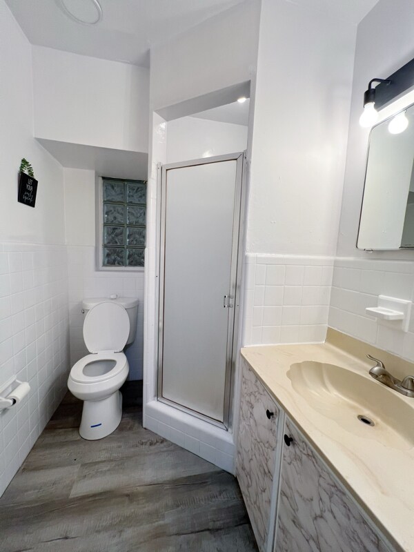 Building Photo - 9604 4th Ave