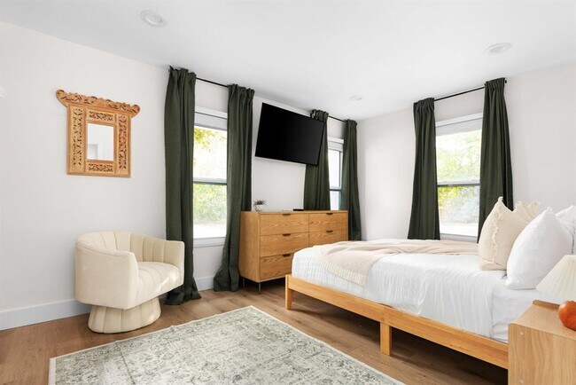 Building Photo - 8814 Laverty Pl