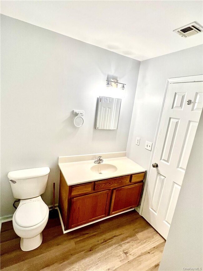 Building Photo - 51 Wood Lake Dr