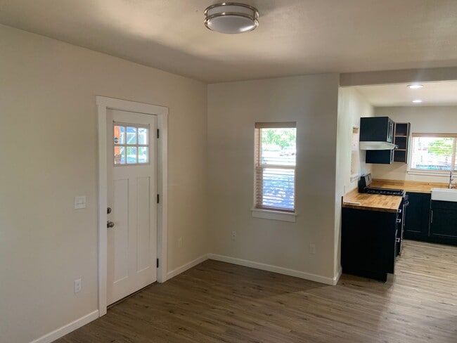 Building Photo - Available Now: 3 bedroom ~ 1 bath one level House on Corner Lot