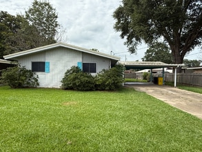 Building Photo - 114 Brockton Dr