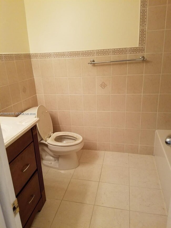 Building Photo - 2750 N 34th Ave