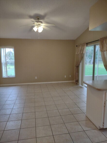 Building Photo - 349 N Turkey Pine Loop