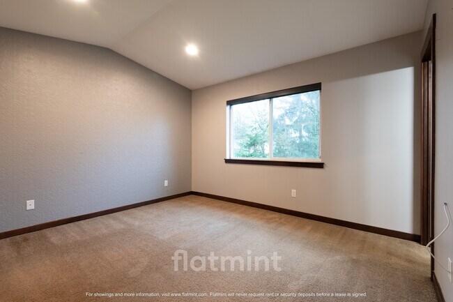 Building Photo - 14018 9th Pl W