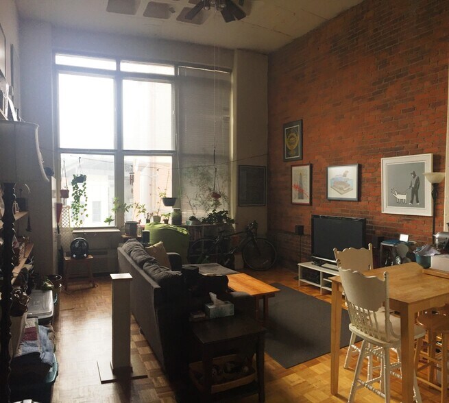 Building Photo - 61 Brookline Ave