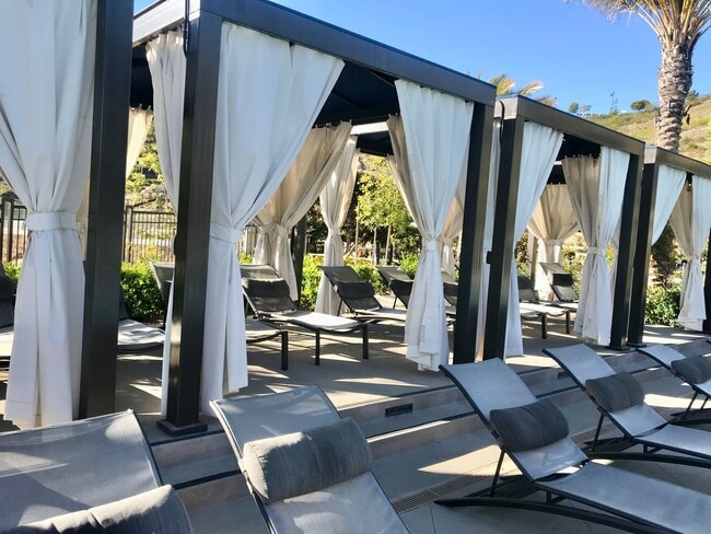 Building Photo - Brand New Townhome Overlooking Mission Valley