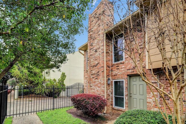 Building Photo - 2501 Bering Dr