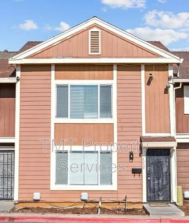 Primary Photo - 4068 Weymouth Ln