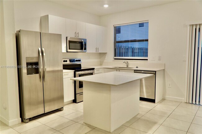 Building Photo - 11719 SW 246 Terrace