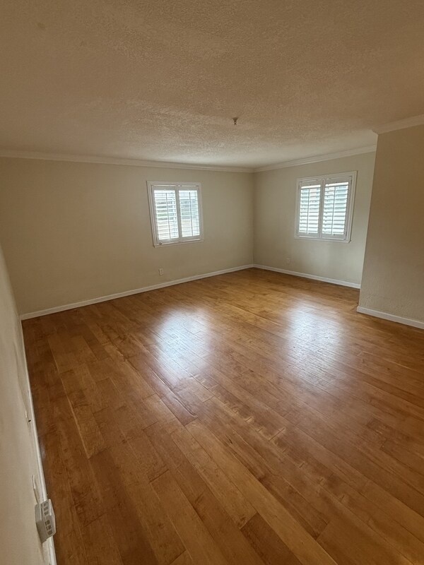 Primary Photo - 3550 Lebon Dr