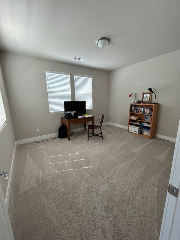 Building Photo - 3790 Park Ridge Ln