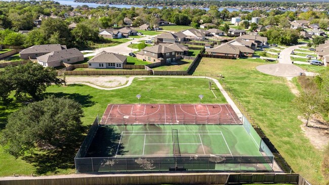 Building Photo - 12738 Lake Conroe Hills Dr