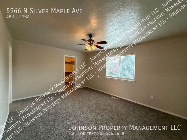 Building Photo - 5966 N Silver Maple Ave