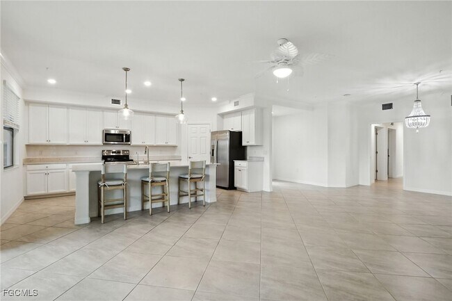 Building Photo - 12039 Hawthorn Lake Dr