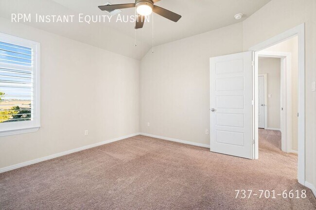 Building Photo - 424 Sitlington Ln