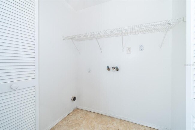 Building Photo - 3135 Enclave Ct