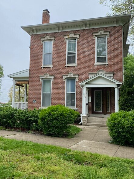 Building Photo - 302 Perrin Ave
