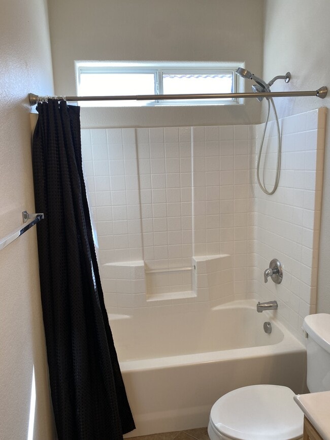 Building Photo - 5090 Silent Valley Ct