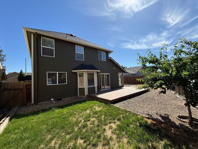 Building Photo - 757 Sphinx Ct NE