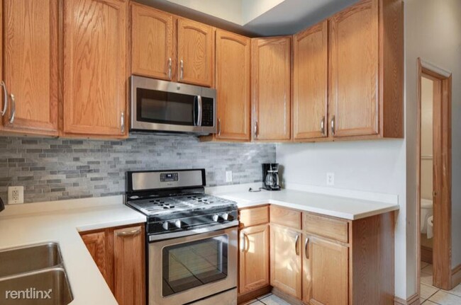 Building Photo - 58 Seaton Pl NW