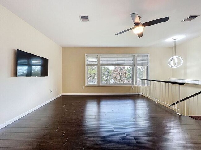 Building Photo - Exquisite Lake County Home with Lake Harris Views