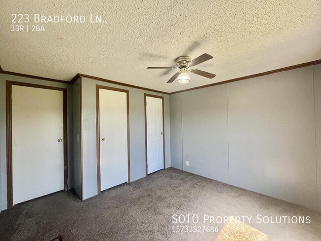 Building Photo - 223 Bradford Ln