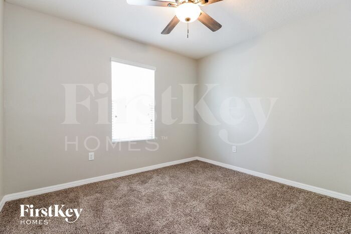 Building Photo - 36048 Carriage Pine Ct