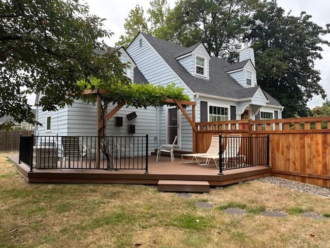 Building Photo - Furnished Story Book Home near Campus with...