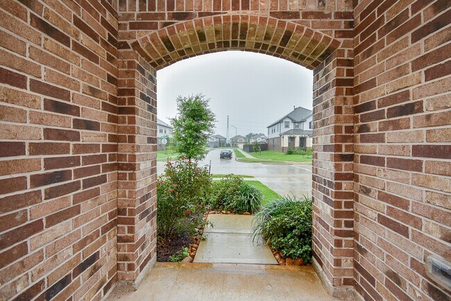 Building Photo - 4930 Lucky Fawn Ln