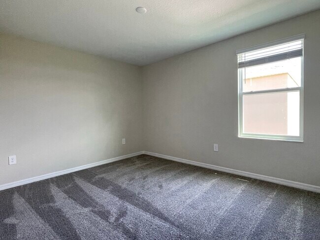 Building Photo - 2805 Muller Oak Lp