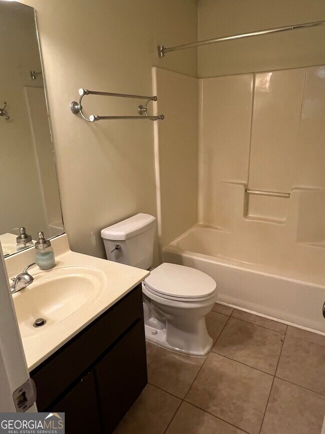 Building Photo - 138 Timber Ridge Dr