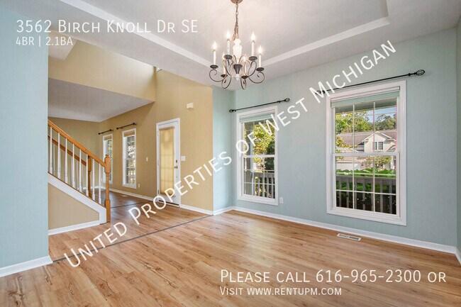 Building Photo - Available Now | 4 Bedroom 2.5 Bath Single ...