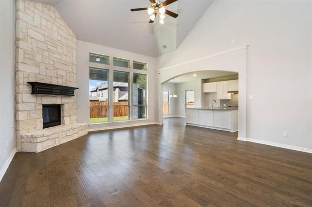 Building Photo - 2455 Lusitano Ln