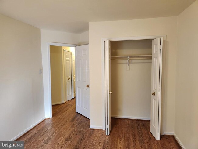 Building Photo - 10456 Parthenon Ct