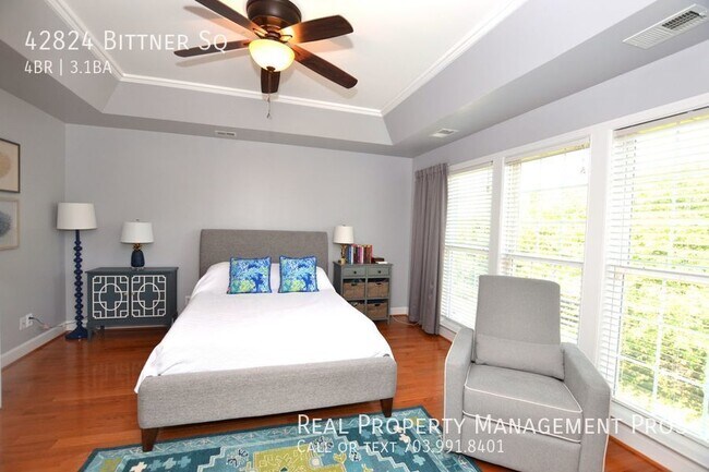 Building Photo - 42824 Bittner Square