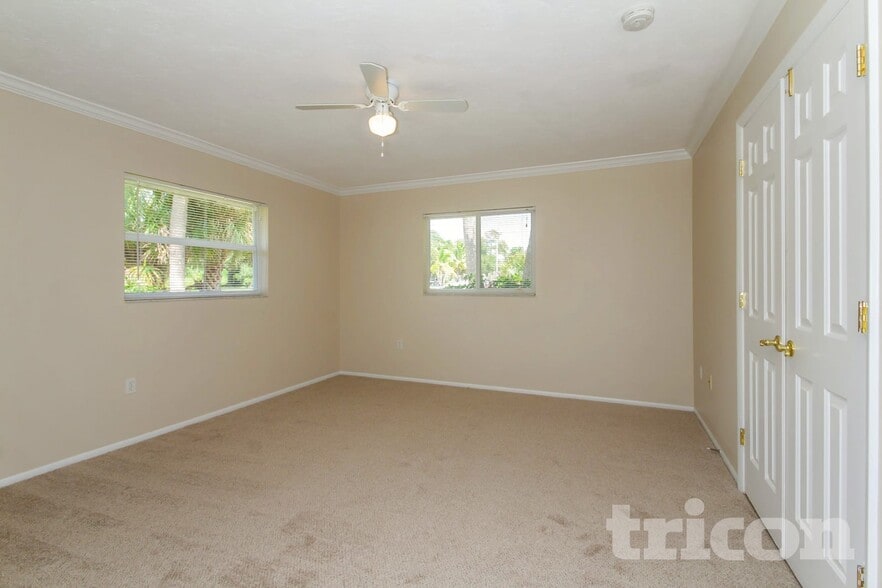 Building Photo - 8105 Longbay Blvd