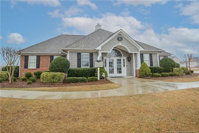 Building Photo - 6030 Greenway Dr