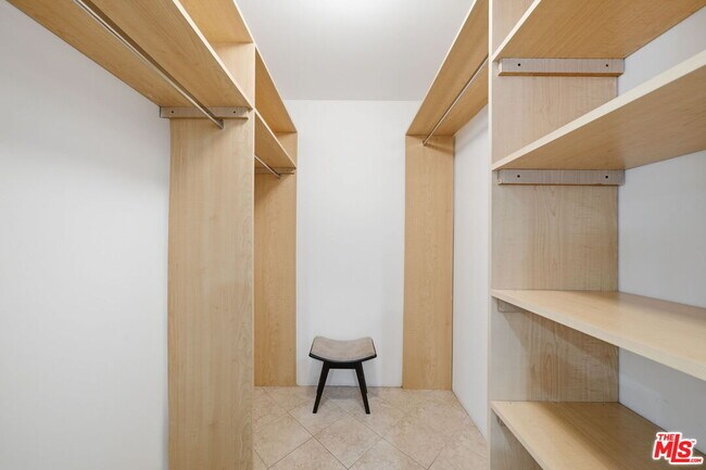 Building Photo - 4115 Laurelgrove Ave