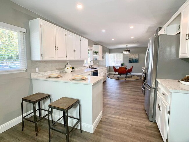 Building Photo - 3-Bed Sanctuary with 2 Baths in the Heart of Campbell - 2089 Sq Ft of Comfort!"